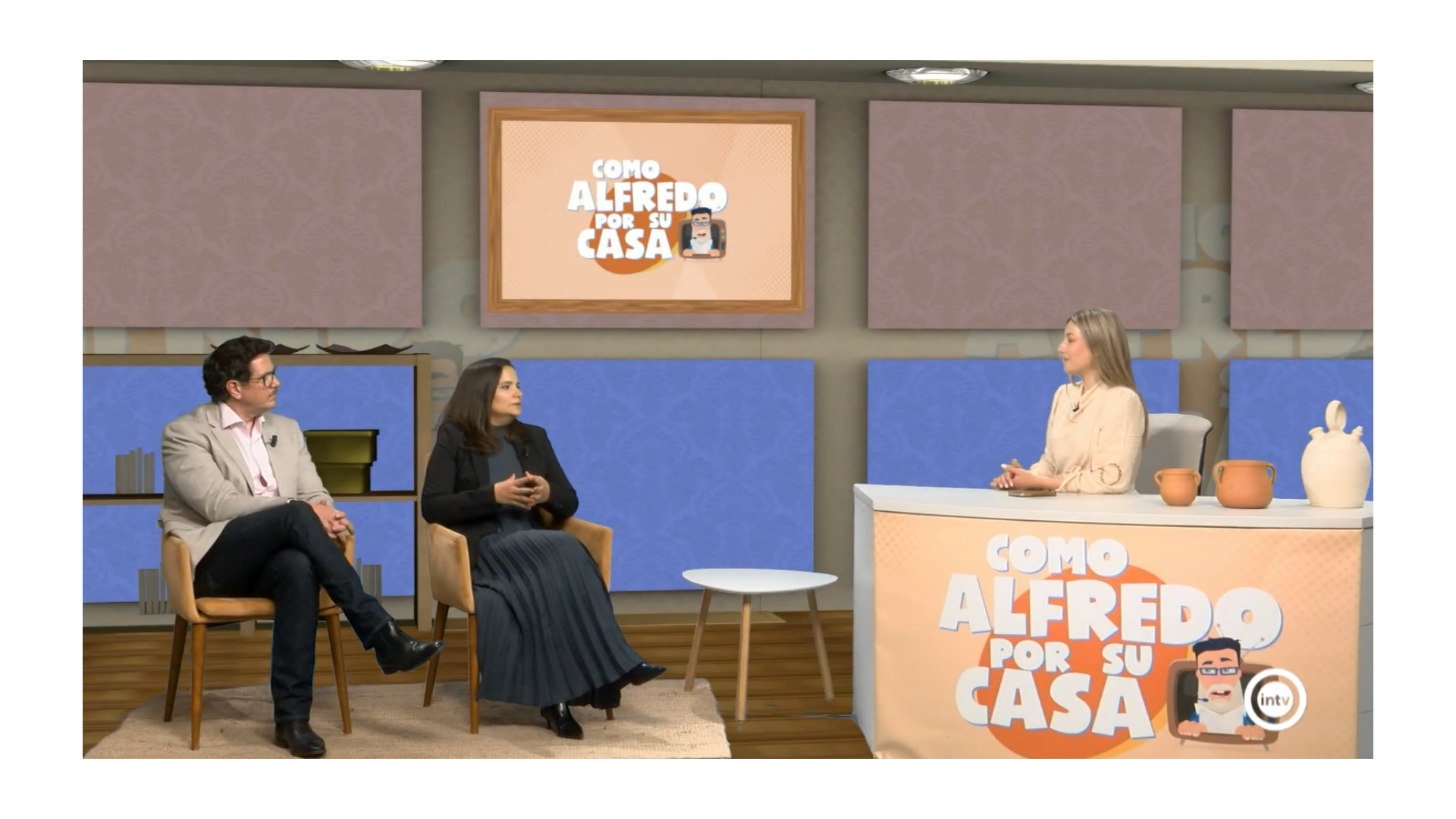 Raquel Martínez and Seán Young interviewed on Interalmería TV